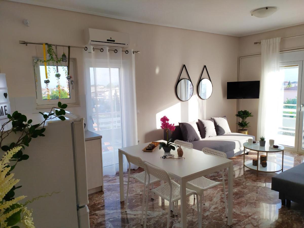 Home Up Τρίκαλα Εξωτερικό φωτογραφία