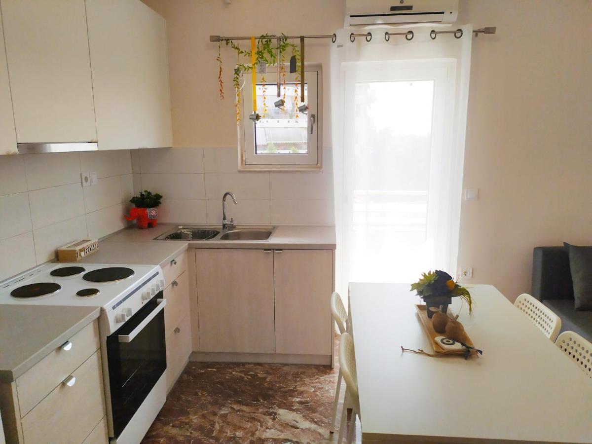 Home Up Τρίκαλα Εξωτερικό φωτογραφία