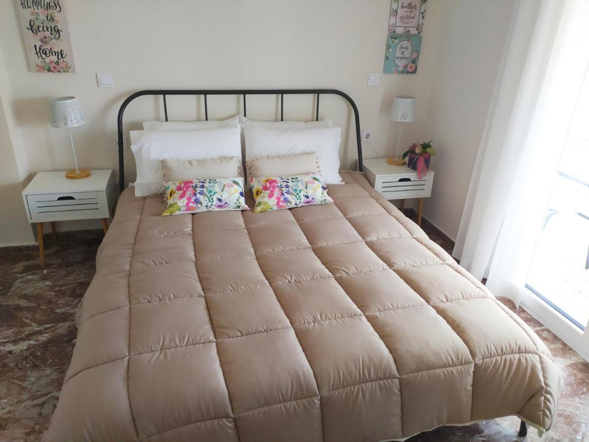 Home Up Τρίκαλα Εξωτερικό φωτογραφία